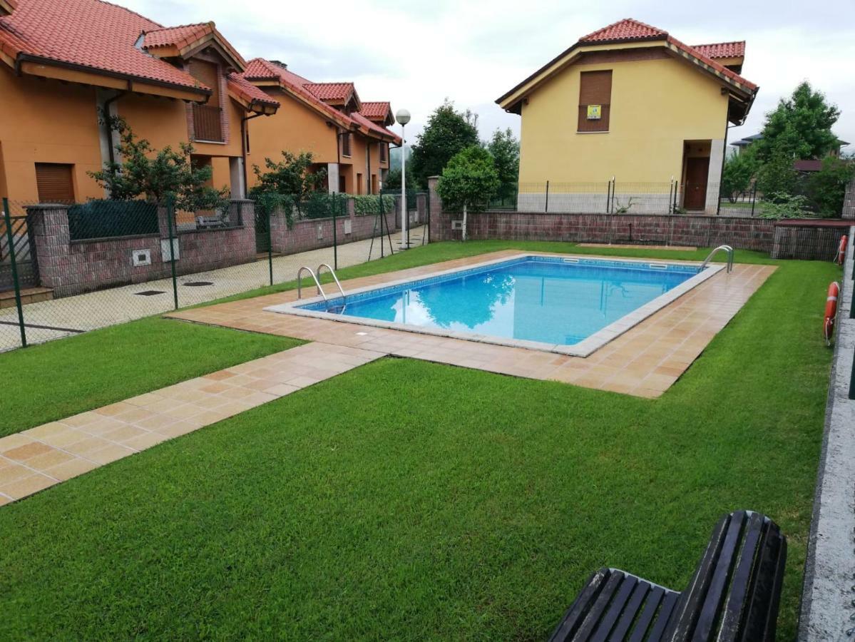 Chalet Playa Del Sable Hinojedo Exterior photo